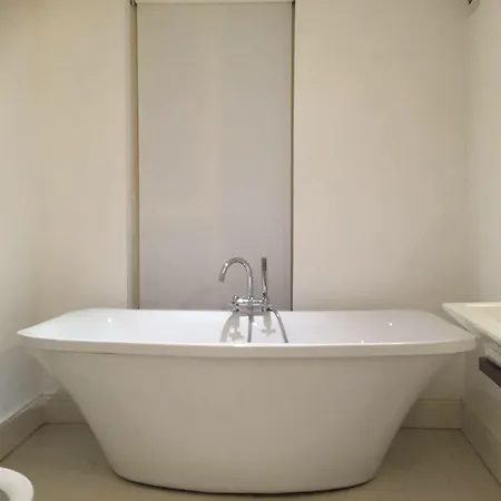 Hotel Montrose House Dublino